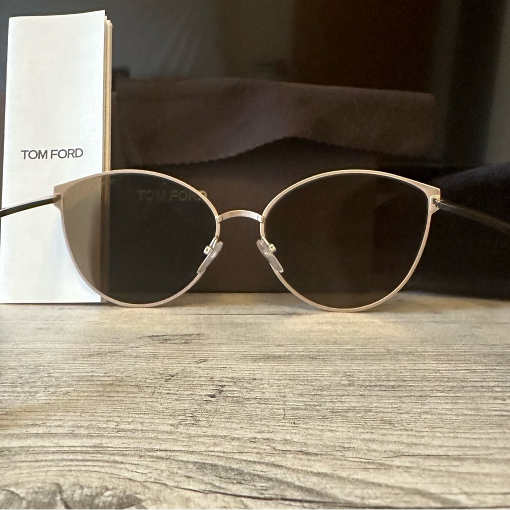 NIB Tom Ford Zeila Sunglasses Rose Gold - Picture 2 of 7